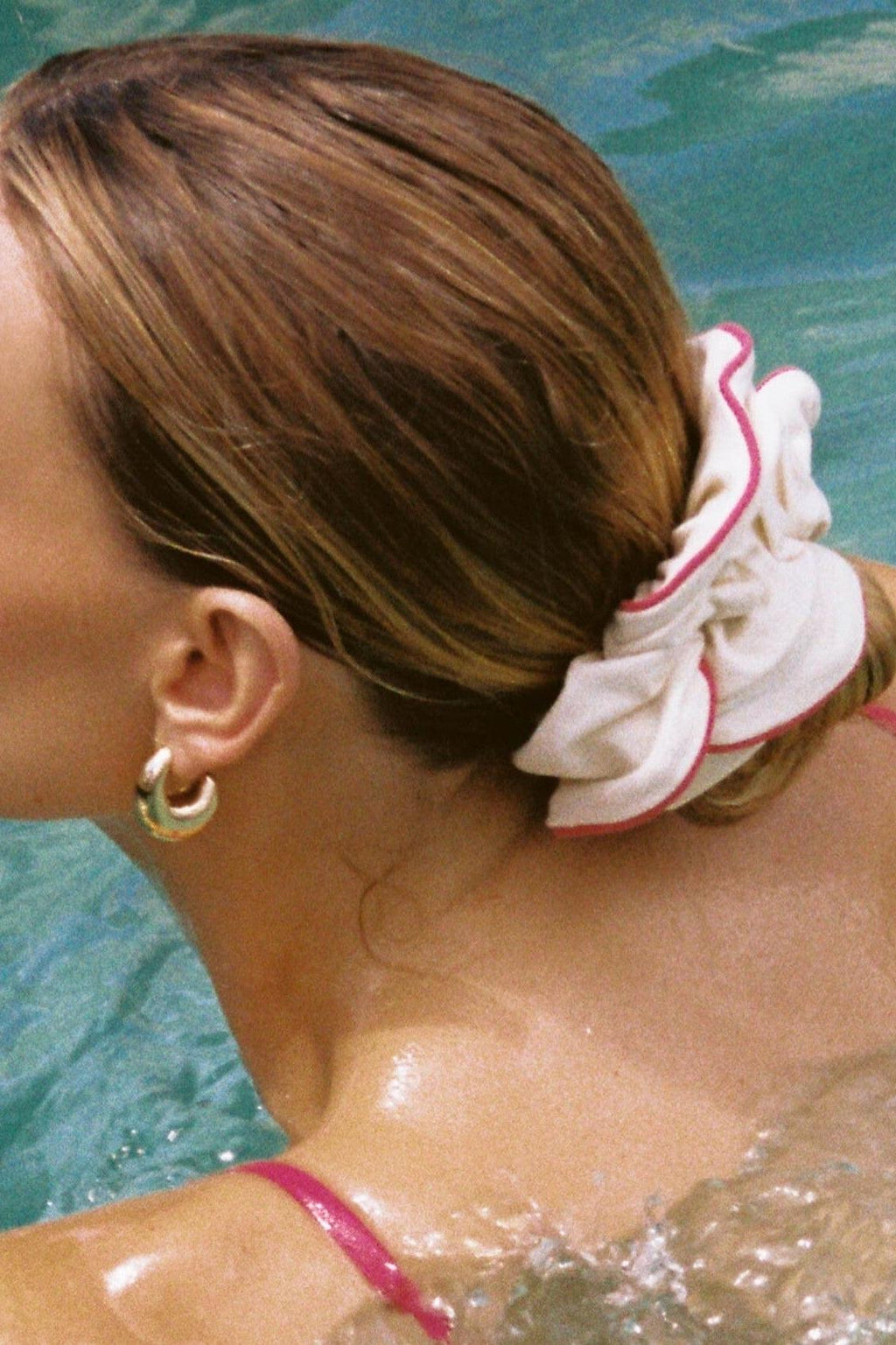 Cream Raspberry Binded Chunky Scrunchie