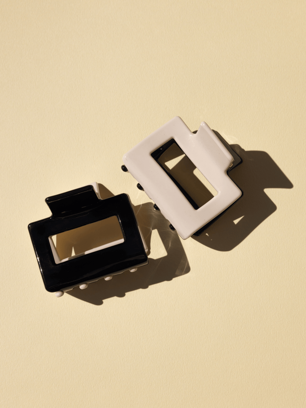 Two Tone Hair Clip (Nude/Black)